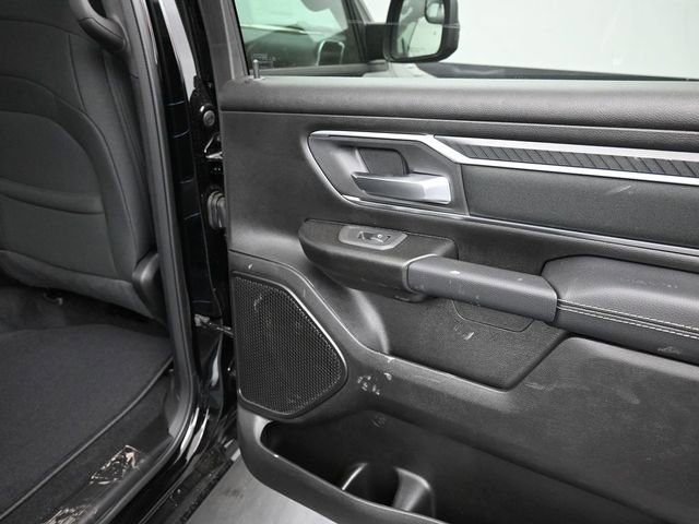 New 2026 RAM 1500 4x4 Crew Cab image 19