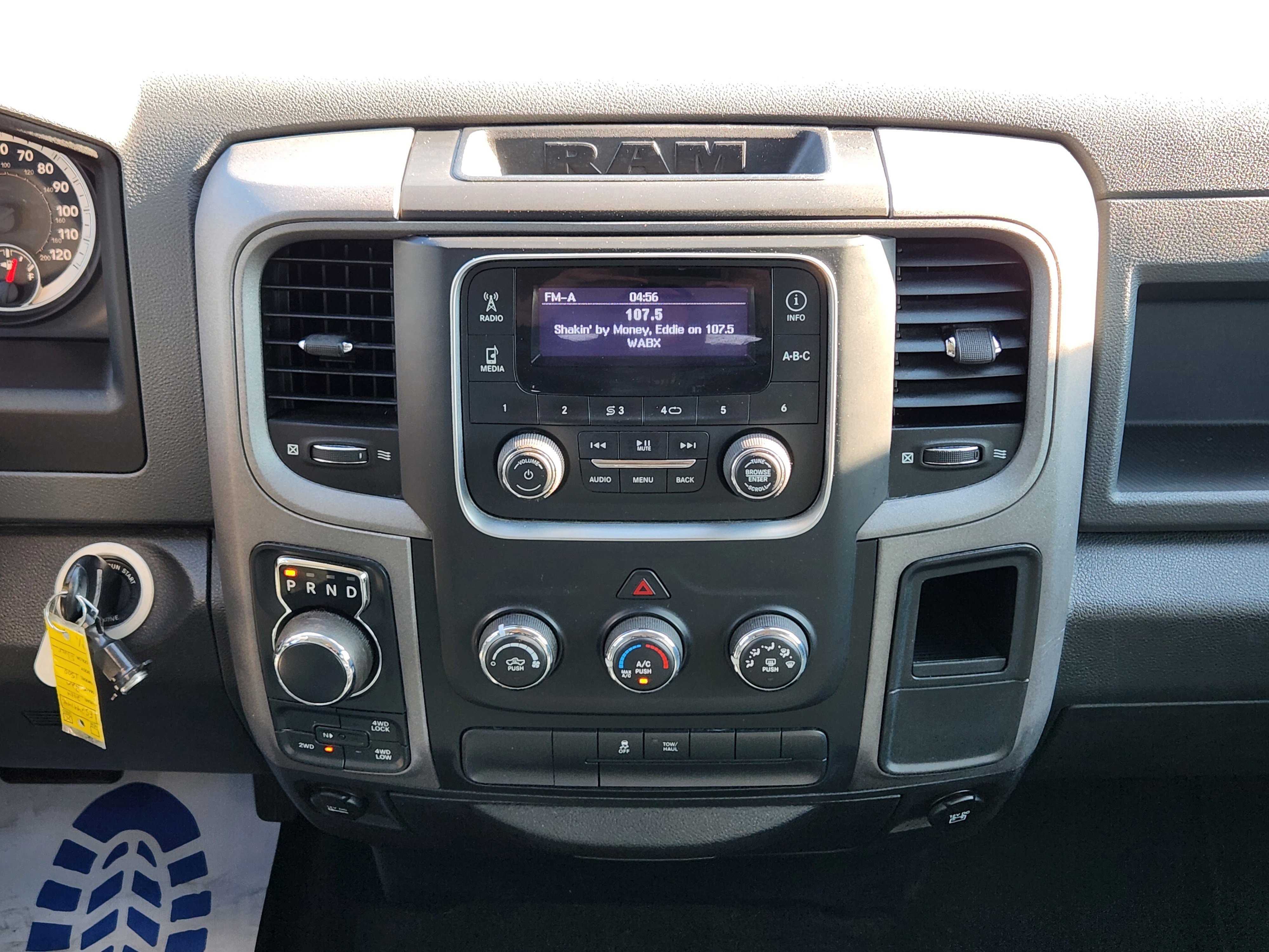 Used 2014 RAM 1500 Express image 17