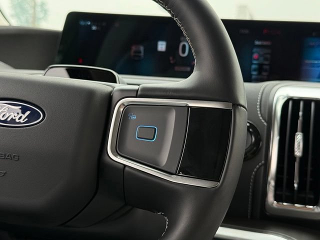 New 2027 Ford Expedition Platinum AWD/4WD image 12