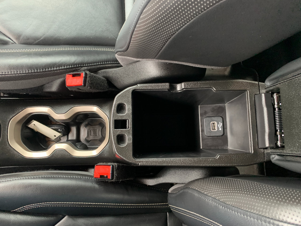 Used 2017 Jeep Renegade Limited image 15