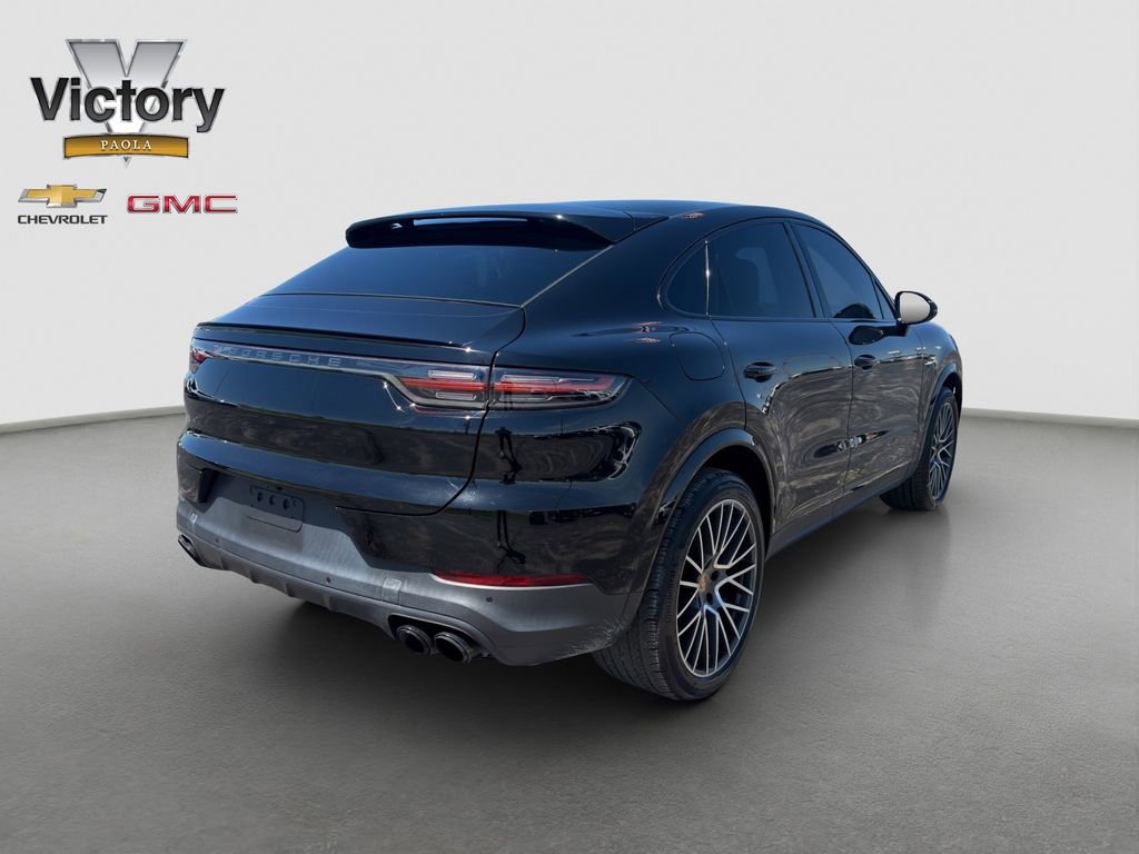 Used 2022 Porsche Cayenne E-Hybrid Coupe AWD/4WD image 6