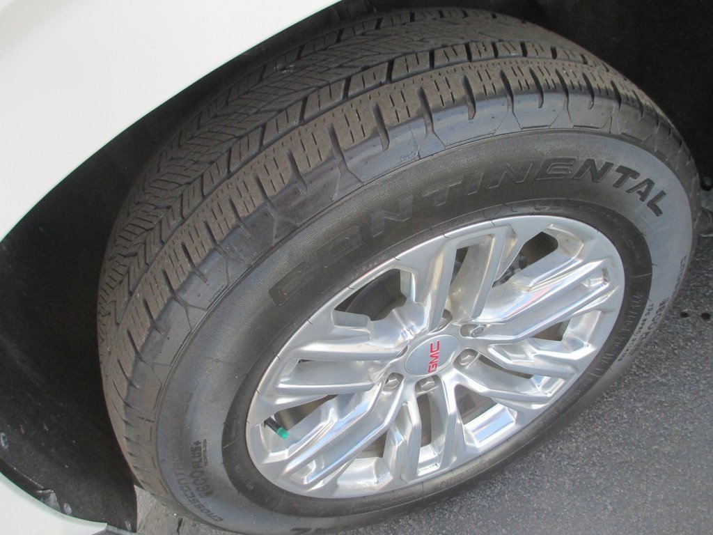 Certified 2023 GMC Yukon SLT image 12