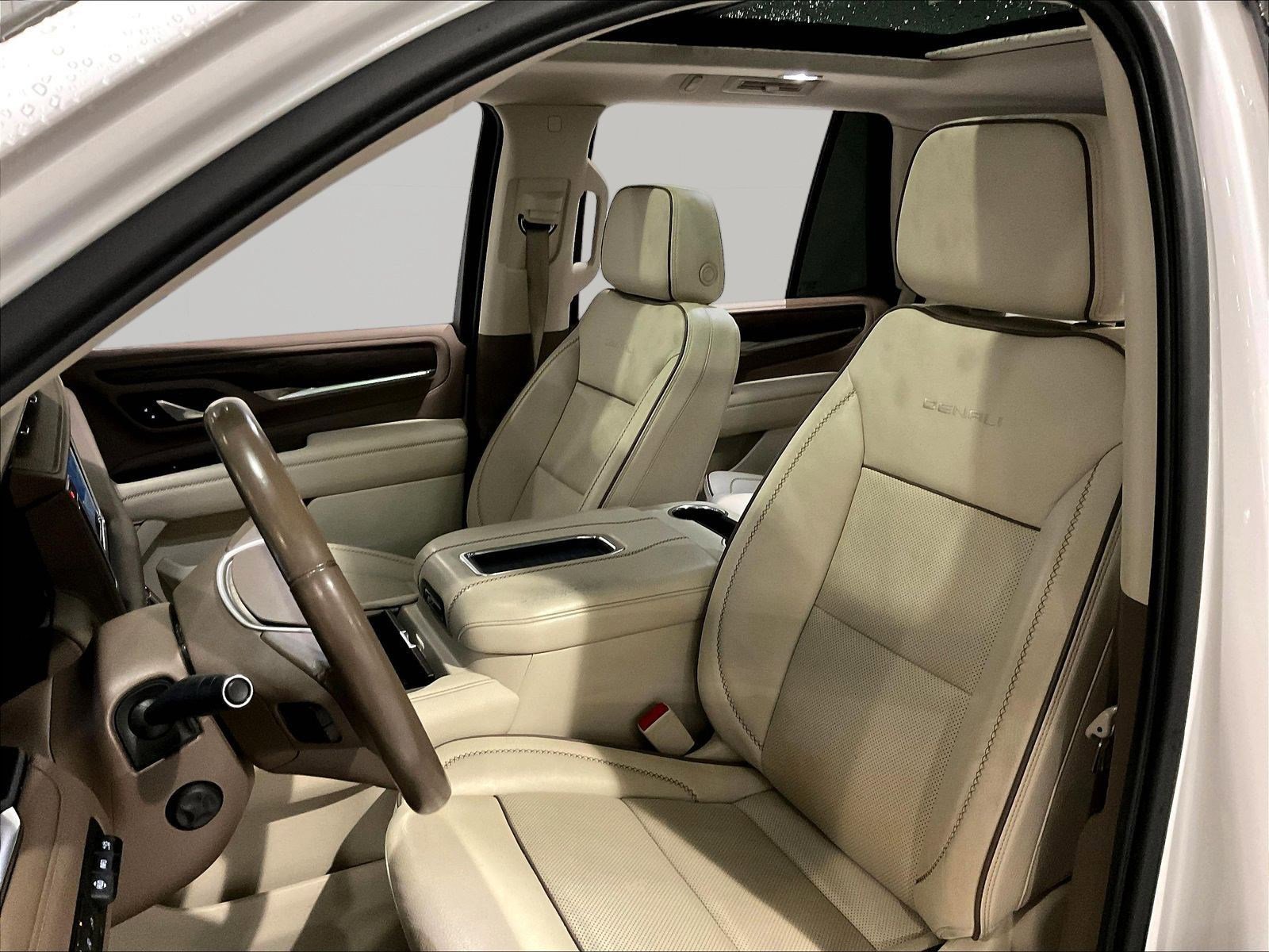 Used 2021 GMC Yukon Denali w/ Denali Premium Package AWD/4WD image 20