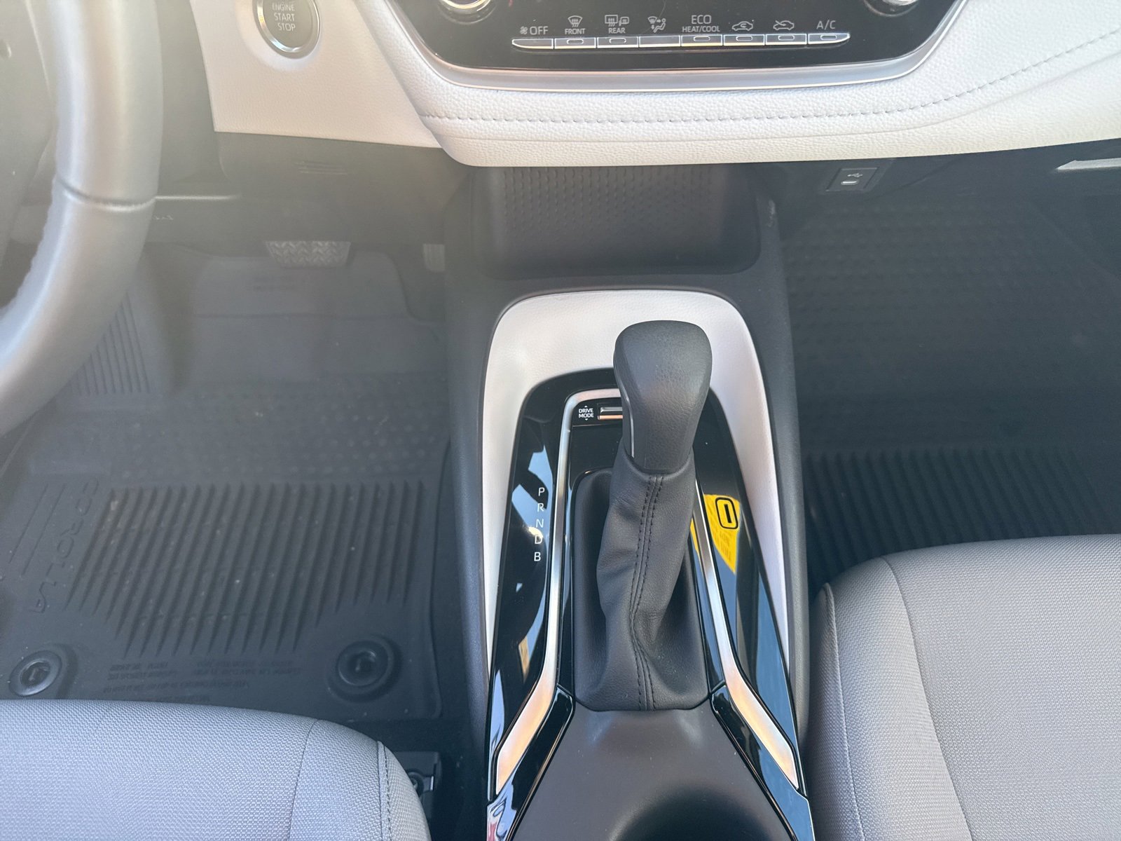 Certified 2025 Toyota Corolla SE image 14