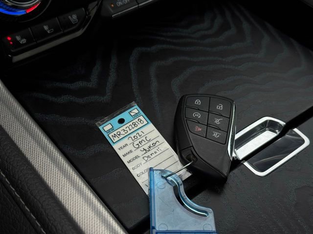 Used 2021 GMC Yukon Denali w/ Denali Ultimate Package image 46