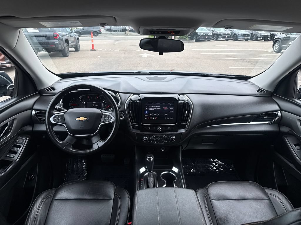 Used 2020 Chevrolet Traverse LT AWD/4WD image 12