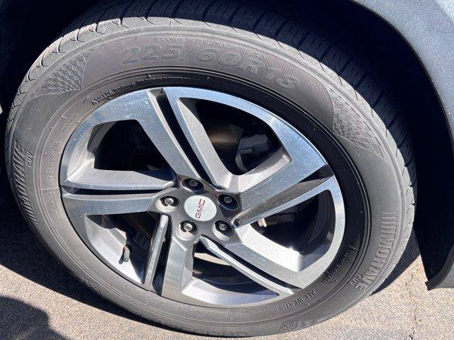Used 2019 GMC Terrain SLT FWD image 8