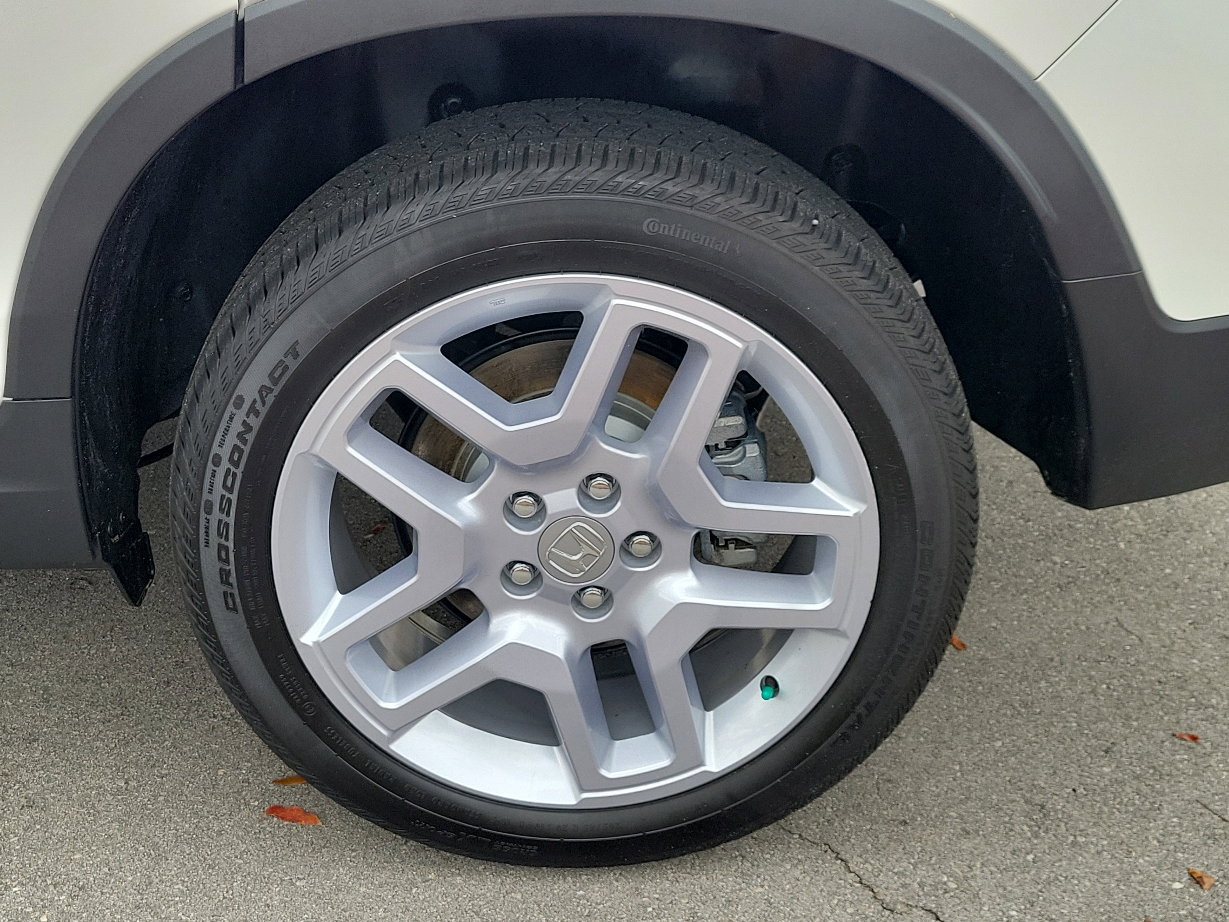 Used 2025 Honda Passport EX-L image 8