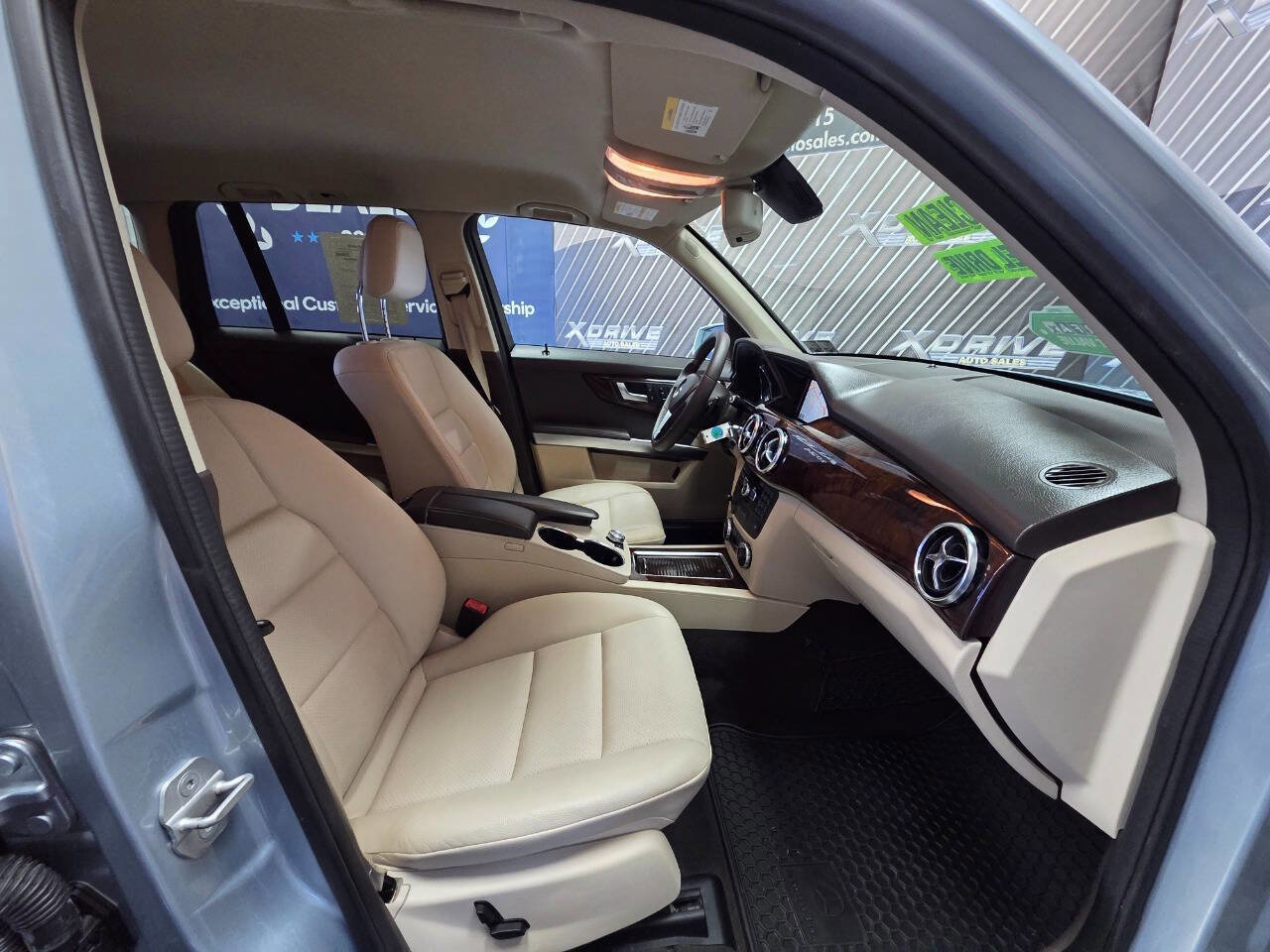 Used 2013 Mercedes-Benz GLK 350 4MATIC image 26