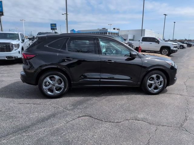 Used 2023 Ford Escape ST-Line w/ Tech Pack #1 image 3