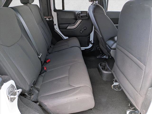 Used 2015 Jeep Wrangler Unlimited Sport w/ Connectivity Group AWD/4WD image 19