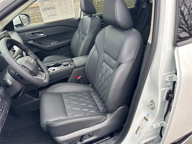 New 2026 Nissan Rogue Platinum w/ Platinum Premium Package image 29