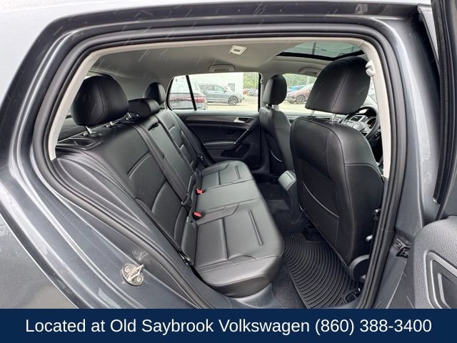 Used 2018 Volkswagen Golf SE FWD image 22