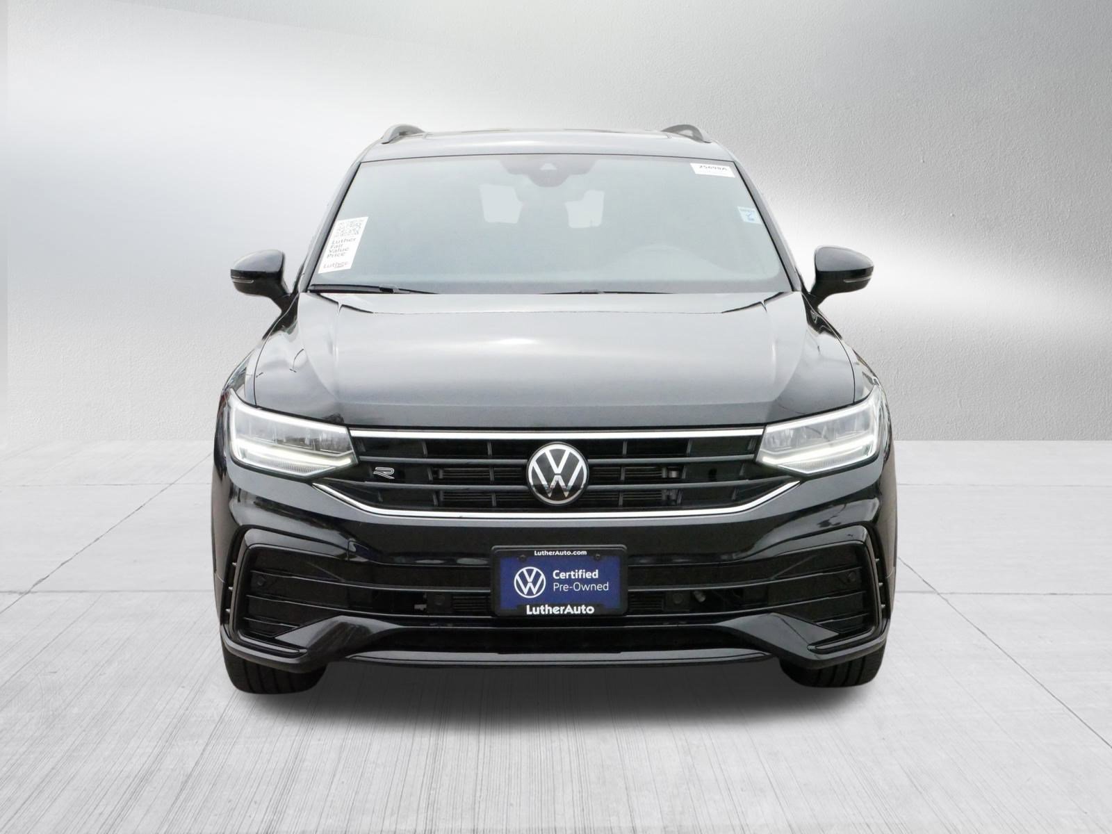 Certified 2024 Volkswagen Tiguan SE R-Line video 2