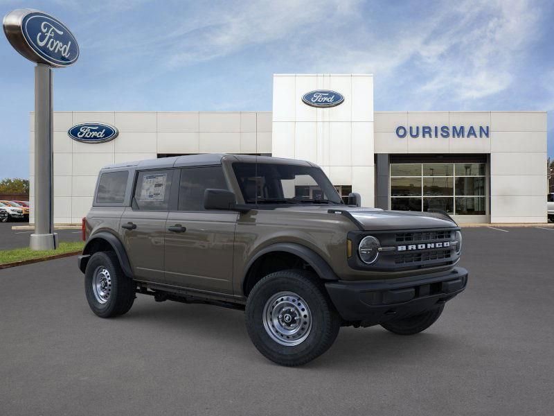New 2025 Ford Bronco 4-Door image 1