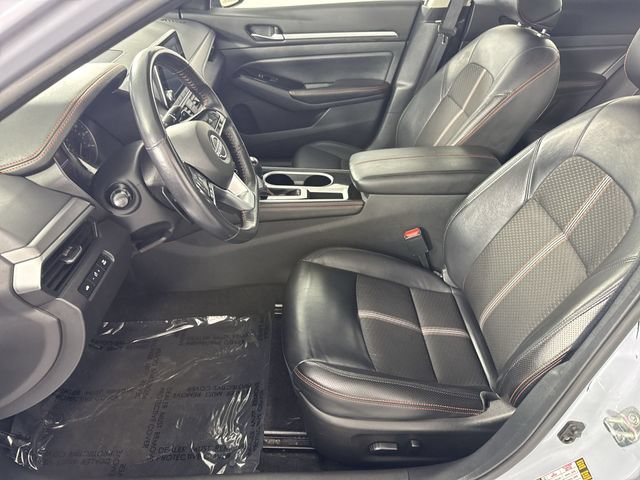 Used 2024 Nissan Altima 2.5 SR FWD image 4