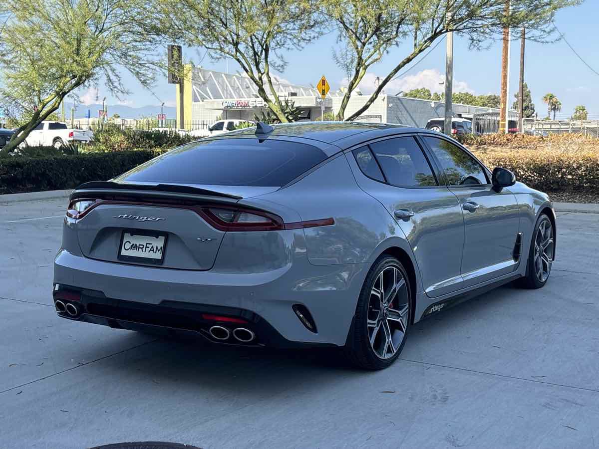 Used 2021 Kia Stinger GT2 RWD image 3