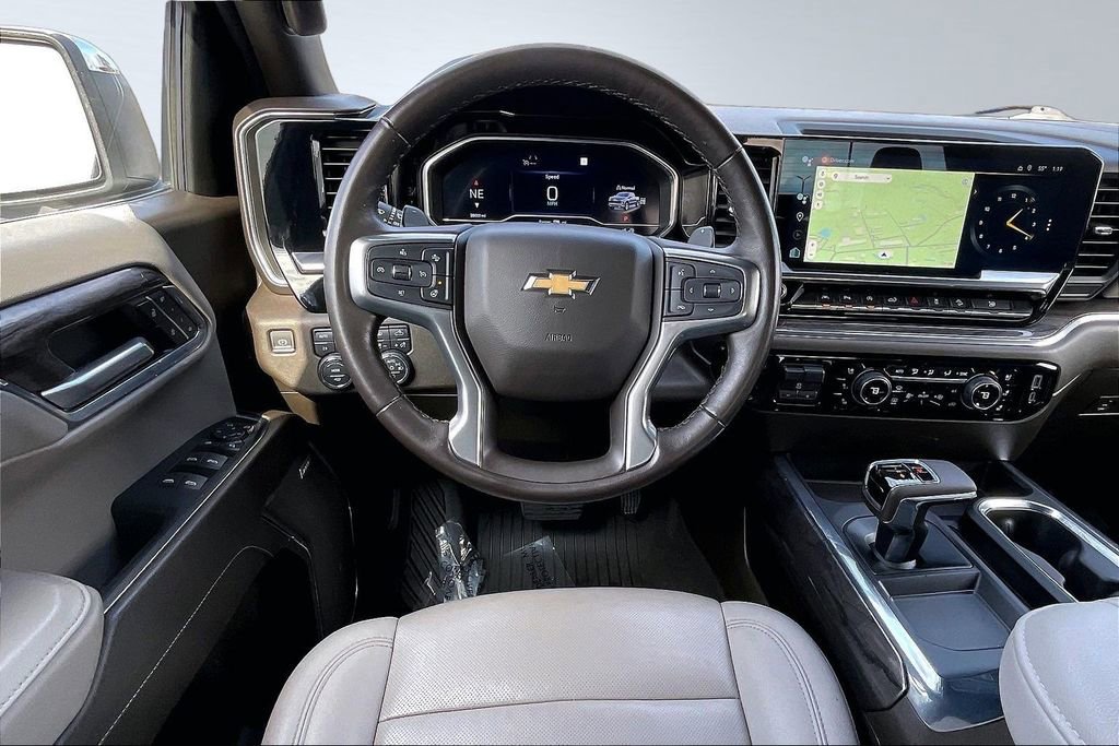 Used 2023 Chevrolet Silverado 1500 LTZ image 5