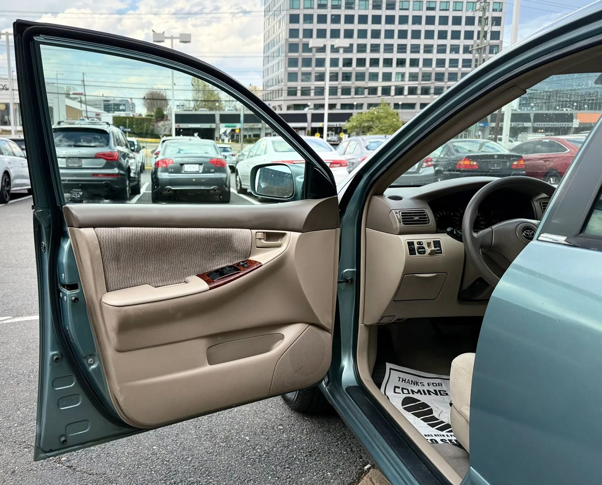 Used 2006 Toyota Corolla LE image 9