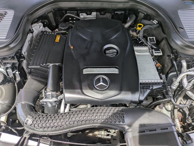 Used 2017 Mercedes-Benz GLC 300 4MATIC Coupe image 23