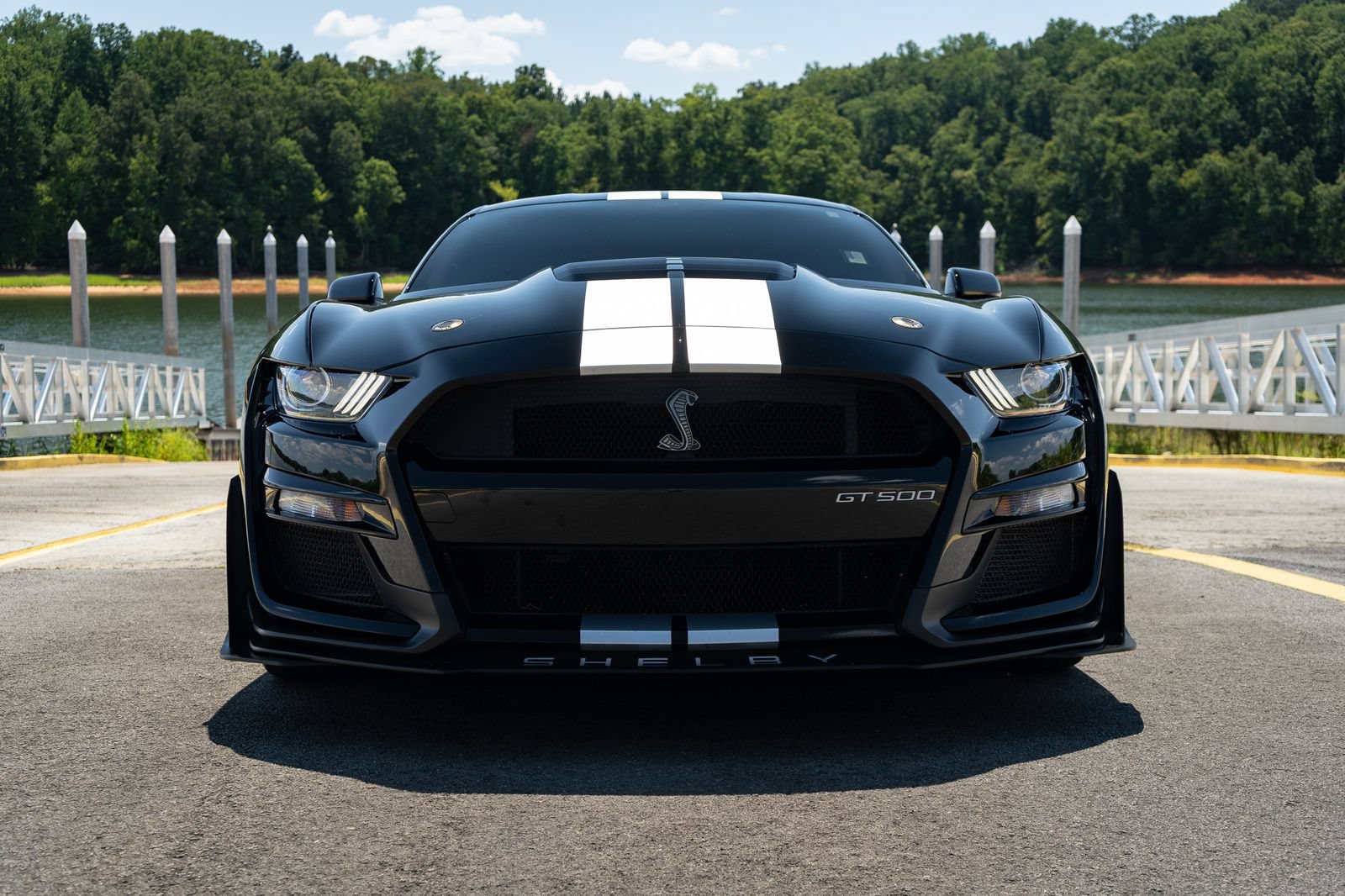 Used 2021 Ford Mustang Shelby GT500 w/ Technology Package RWD image 12