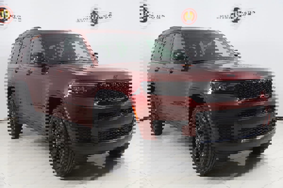 Used 2023 Jeep Grand Cherokee L Laredo image 20