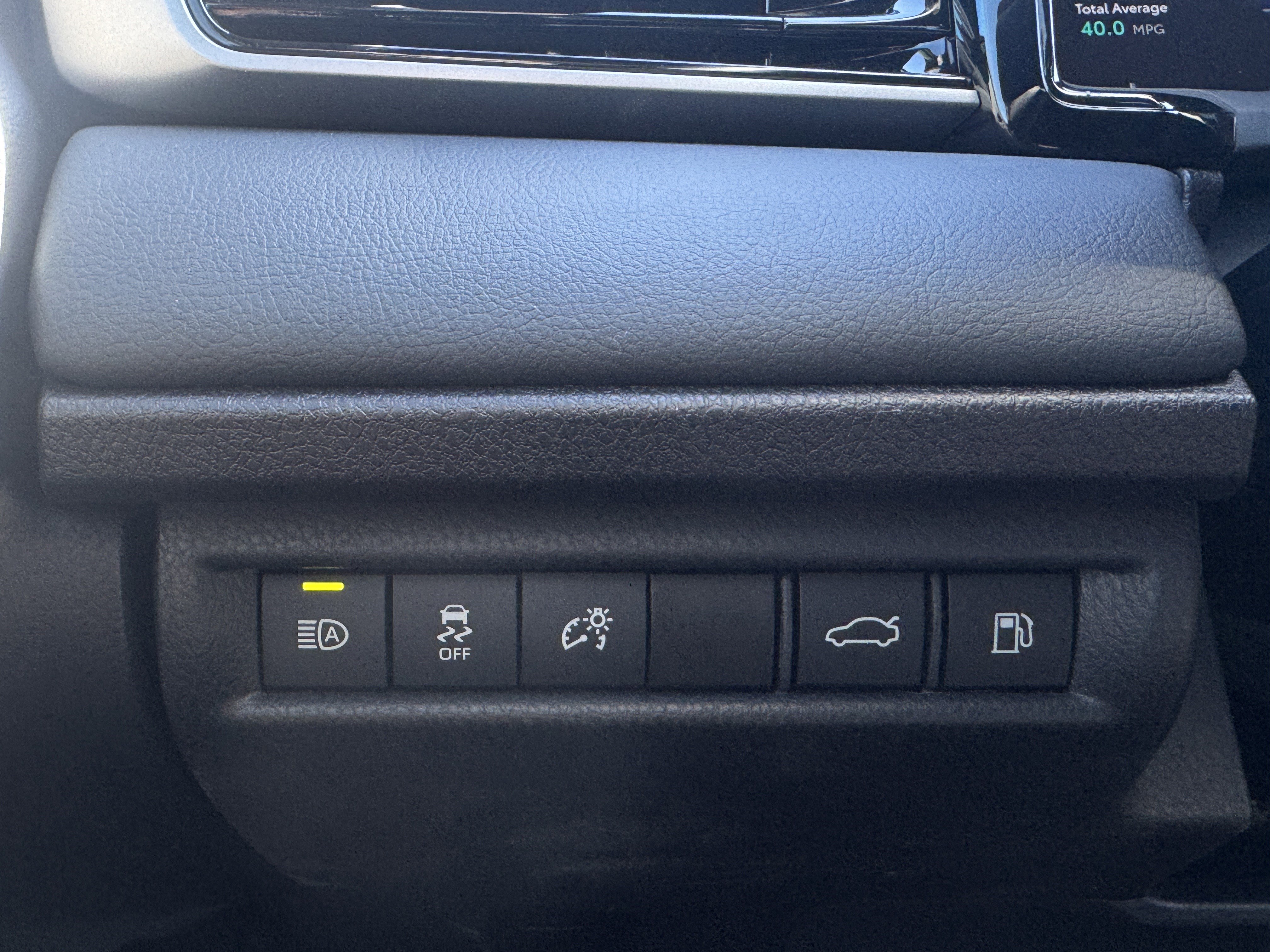 Used 2025 Toyota Camry XSE w/ Premium Package image 33