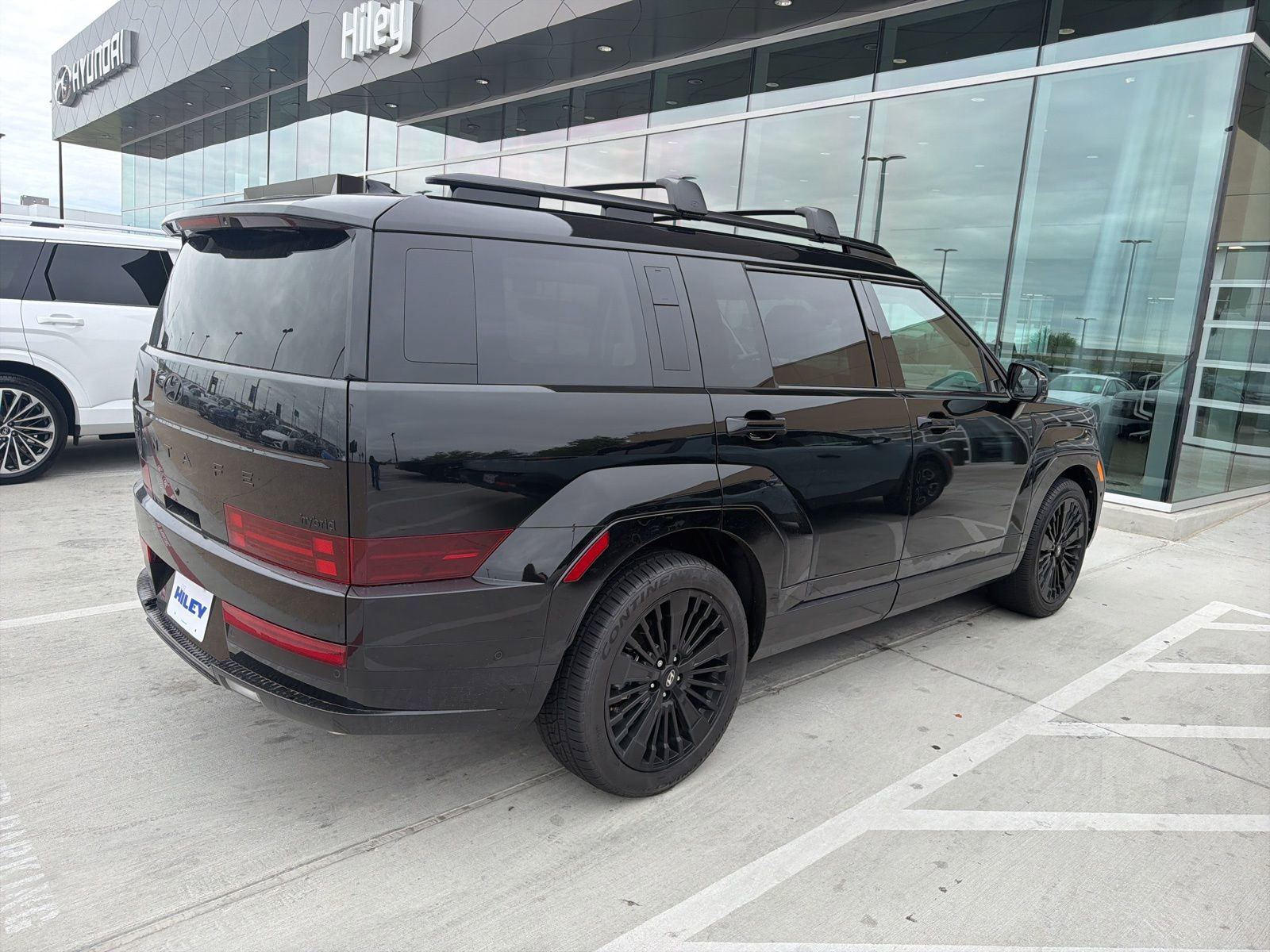 Certified 2025 Hyundai Santa Fe Calligraphy image 4