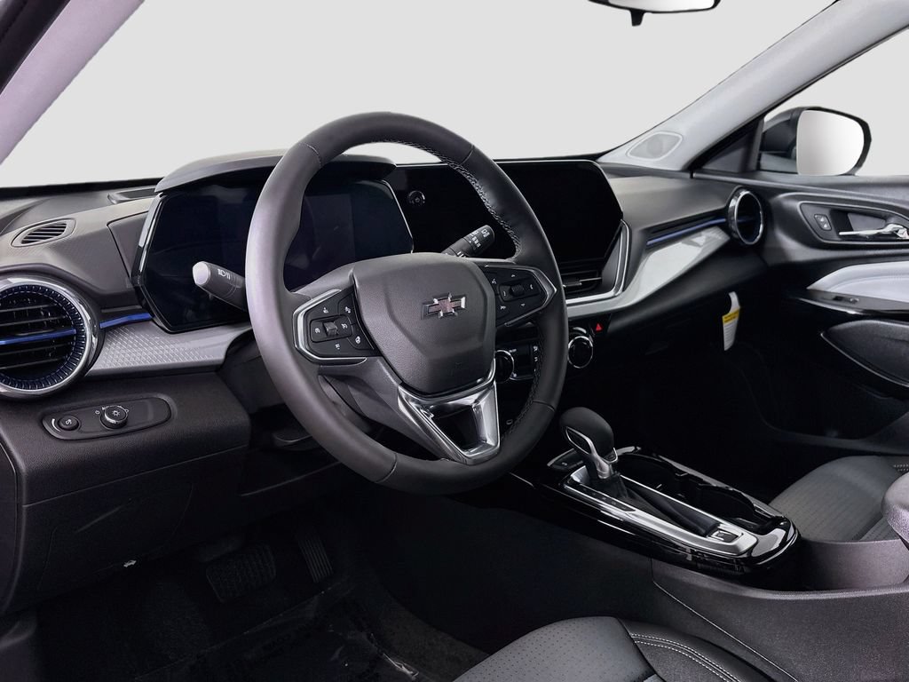 New 2026 Chevrolet Trax LT w/ Driver Confidence Package FWD image 9