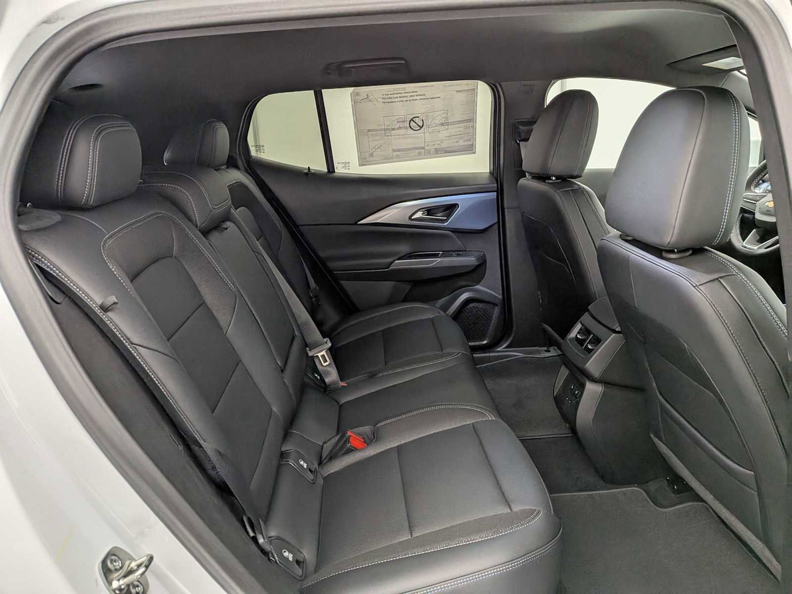 New 2026 Chevrolet Equinox EV LT image 20