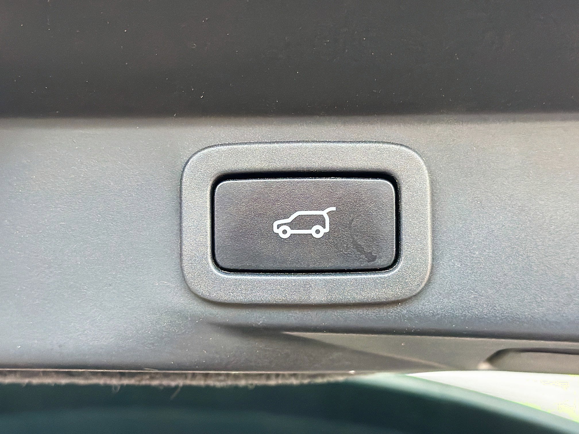 Used 2021 Land Rover Range Rover Sport HST image 13