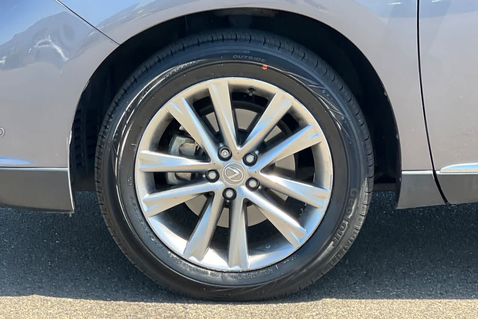 Used 2013 Lexus RX 450h AWD w/ Navigation Pkg image 32