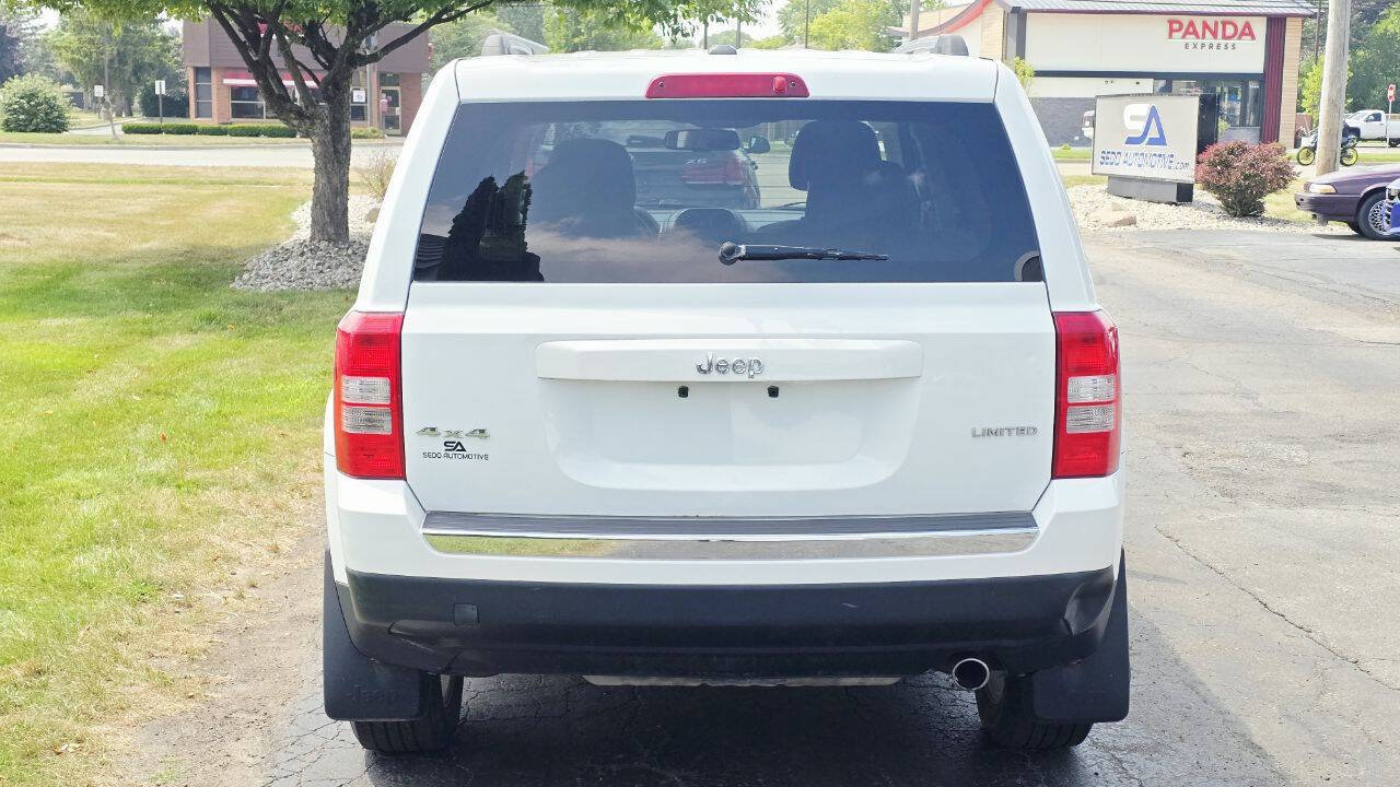 Used 2015 Jeep Patriot Limited w/ Sun/Sound Group AWD/4WD image 5