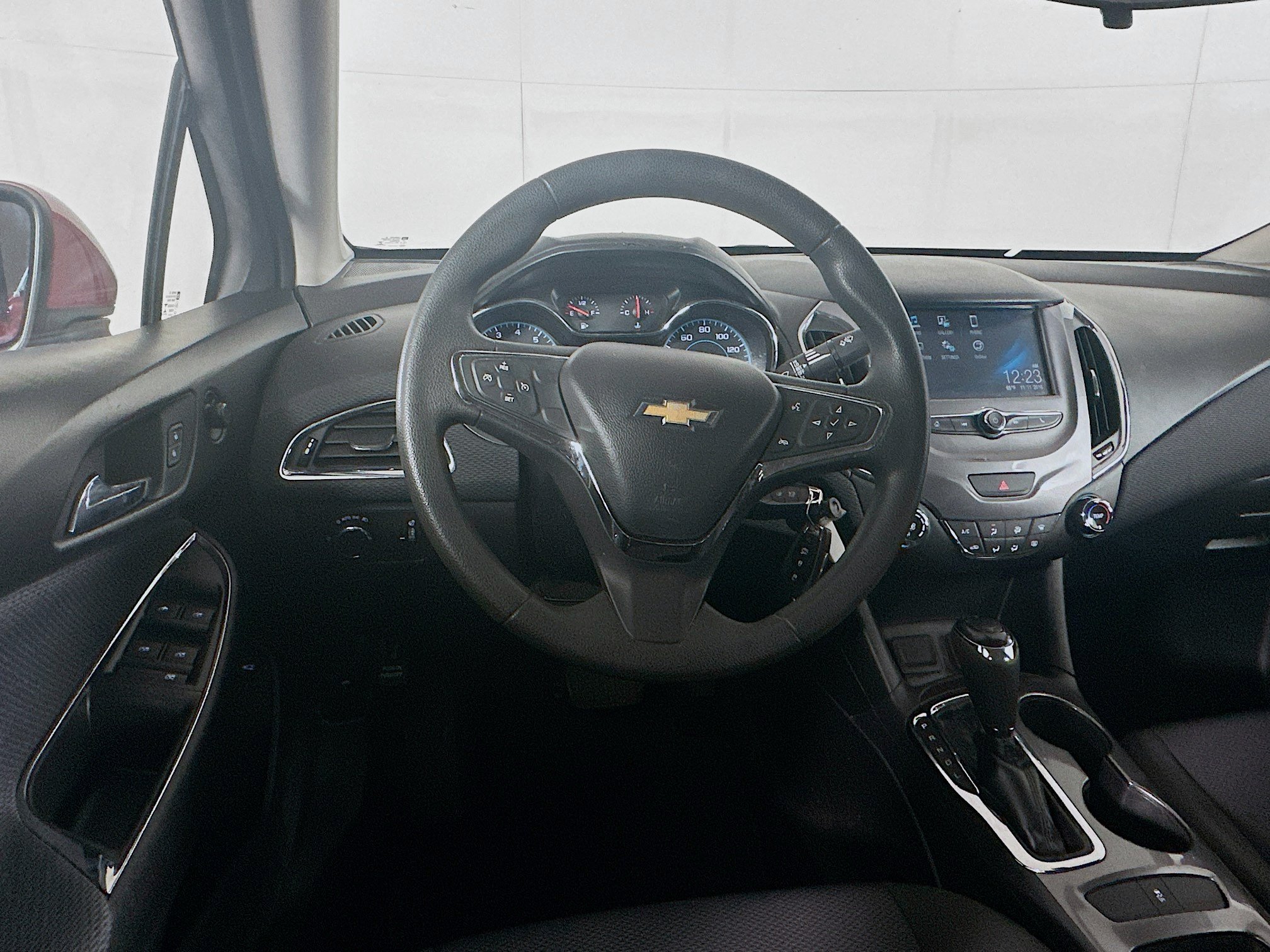 Used 2016 Chevrolet Cruze LT FWD image 17