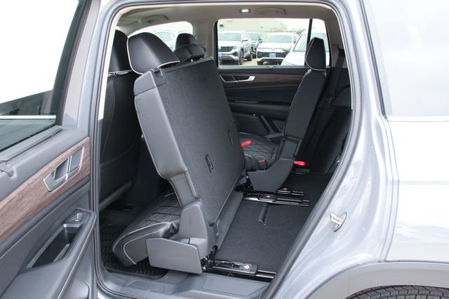 New 2026 Volkswagen Atlas SEL Premium R-Line image 28