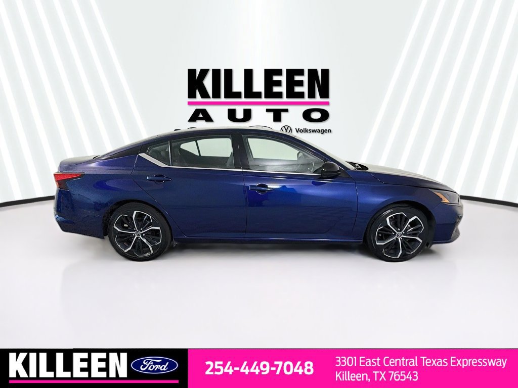 Used 2024 Nissan Altima 2.5 SR FWD image 10