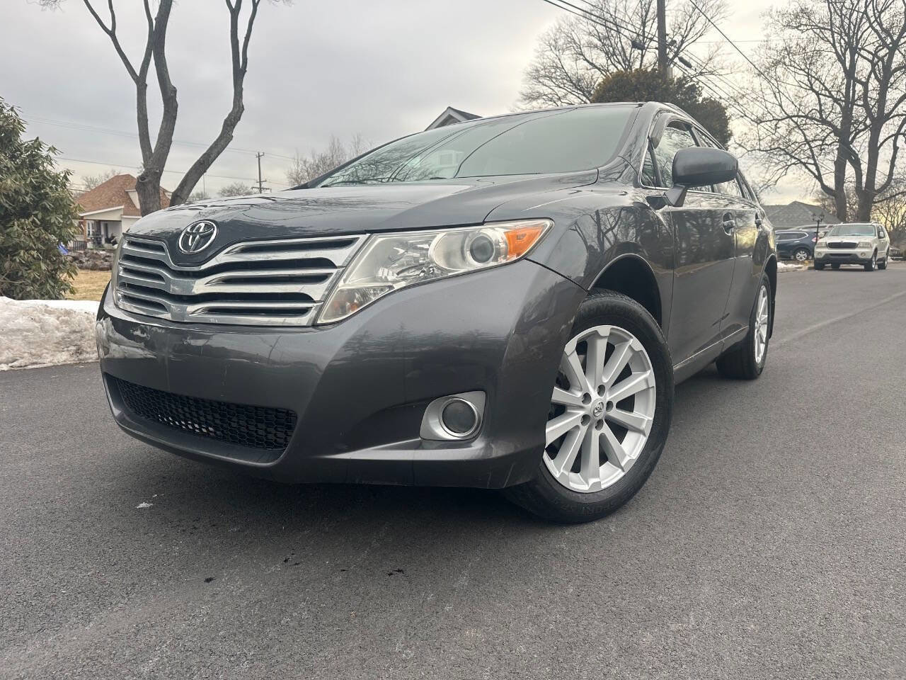 Used 2010 Toyota Venza FWD 4cyl 4dr Crossover image 2