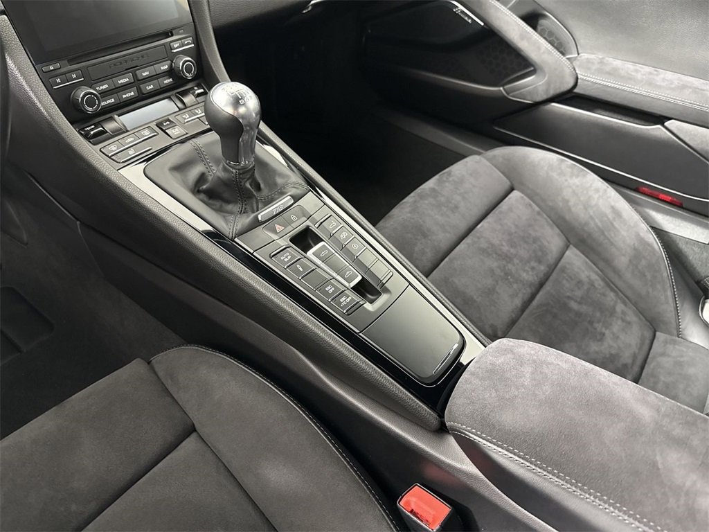 Certified 2021 Porsche 718 Boxster Spyder image 30