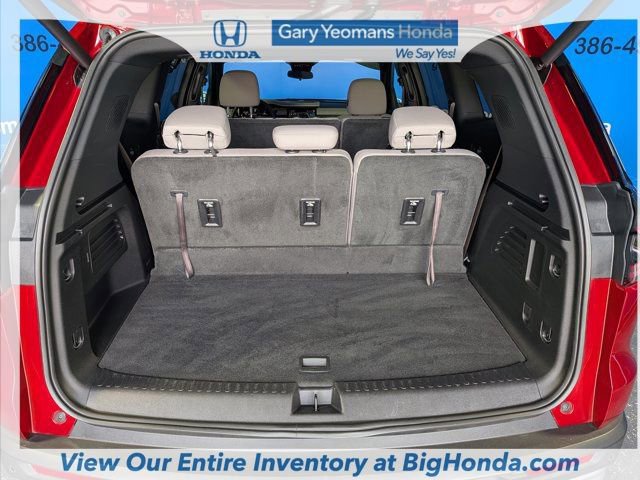 Used 2025 GMC Acadia Elevation FWD image 13