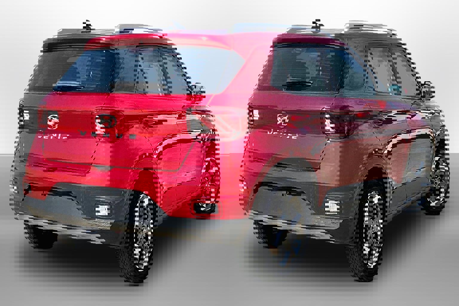 Used 2022 Hyundai Venue Limited image 10