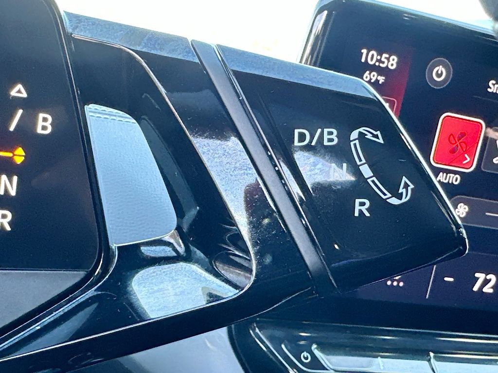 Used 2023 Volkswagen ID.4 Pro S Plus image 18