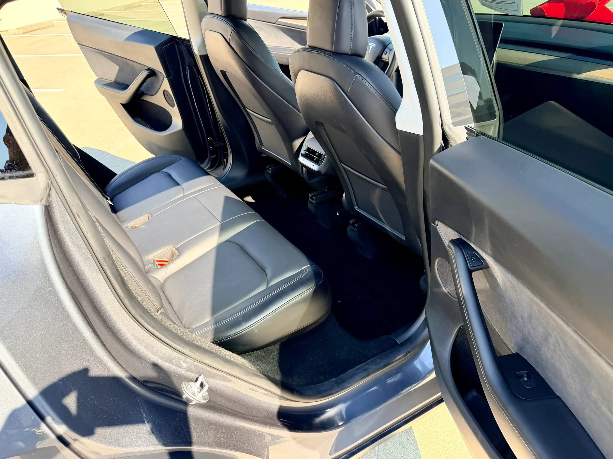 Used 2023 Tesla Model Y Long Range AWD/4WD image 34