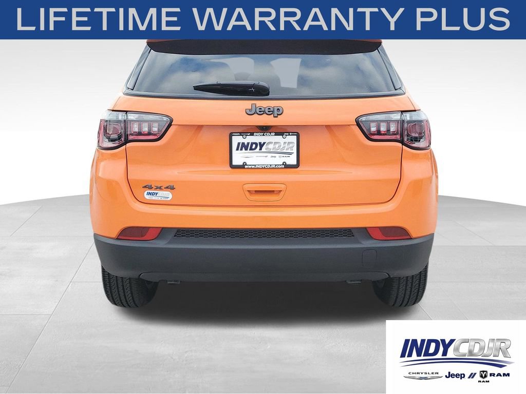 New 2026 Jeep Compass Latitude AWD/4WD image 5