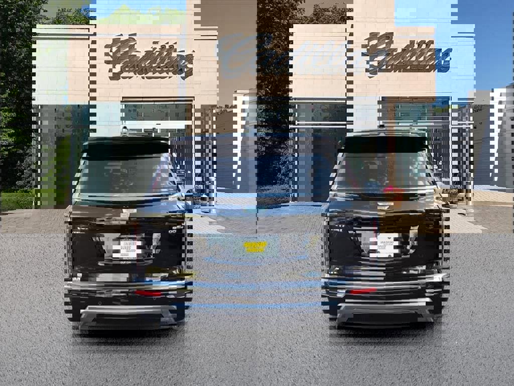 New 2026 Cadillac Vistiq Sport w/ LPO, Floor Liner Package image 4