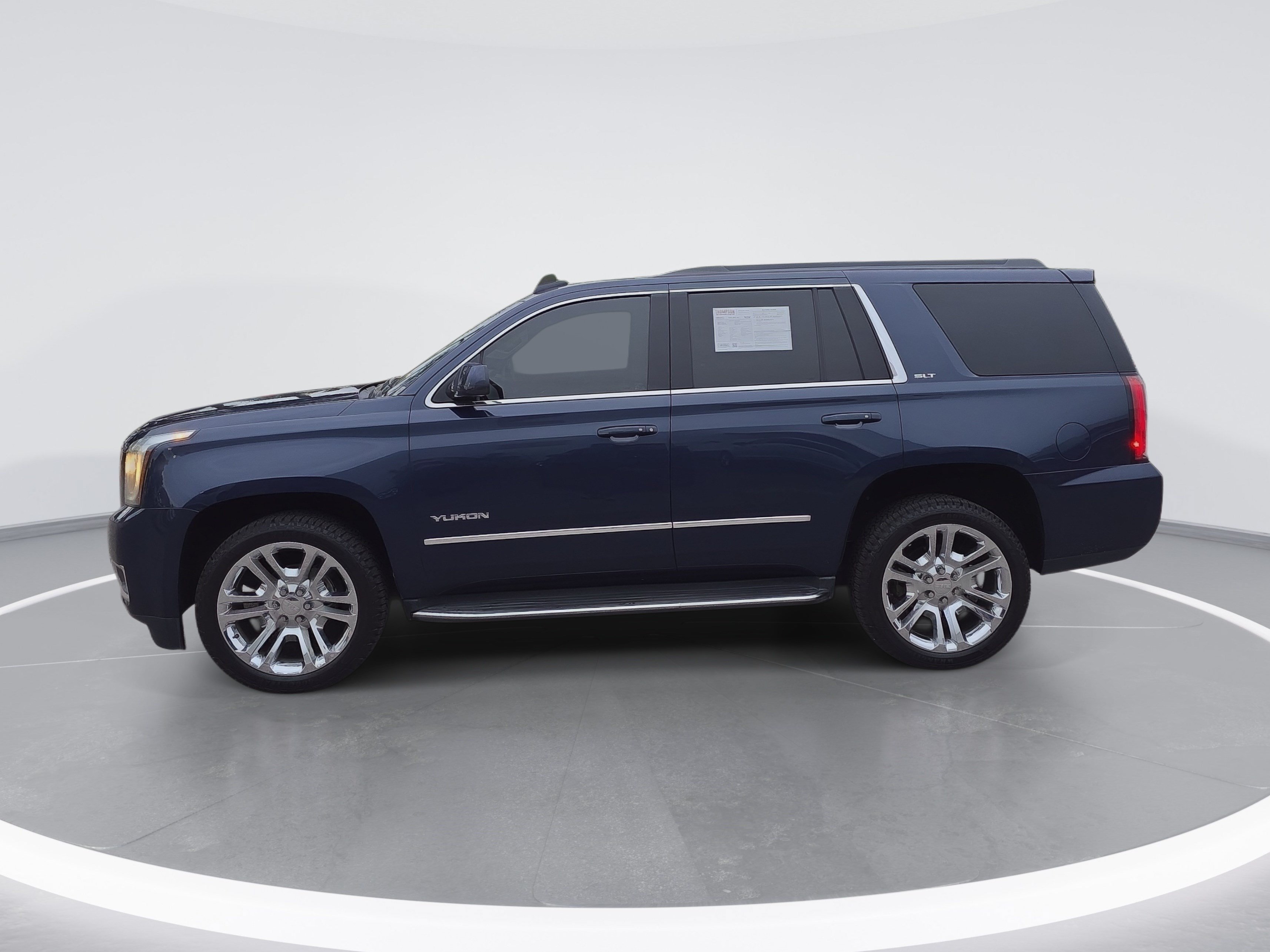 Used 2018 GMC Yukon SLT w/ Premium Edition AWD/4WD image 6