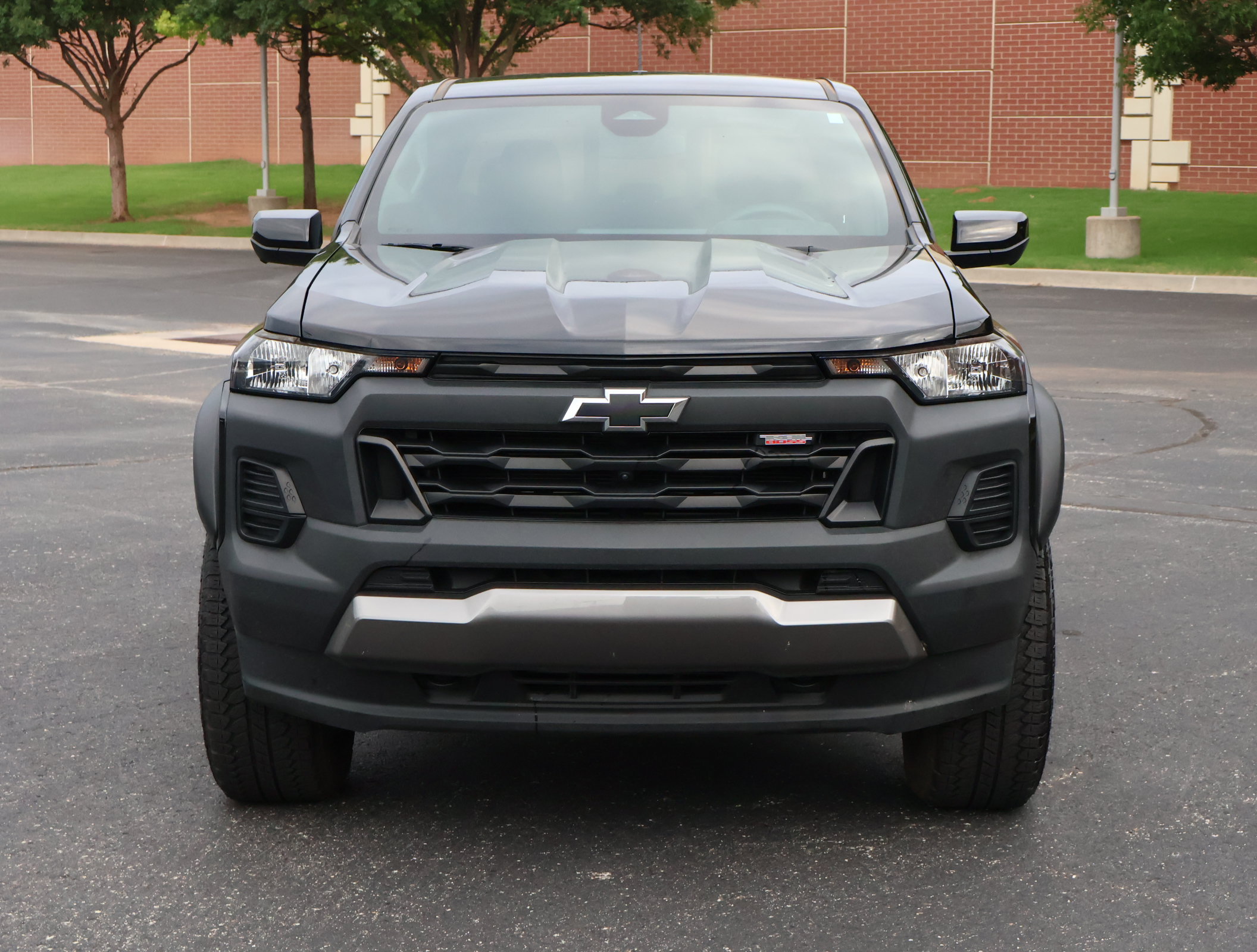 Certified 2024 Chevrolet Colorado Trail Boss w/ Technology Package AWD/4WD image 25
