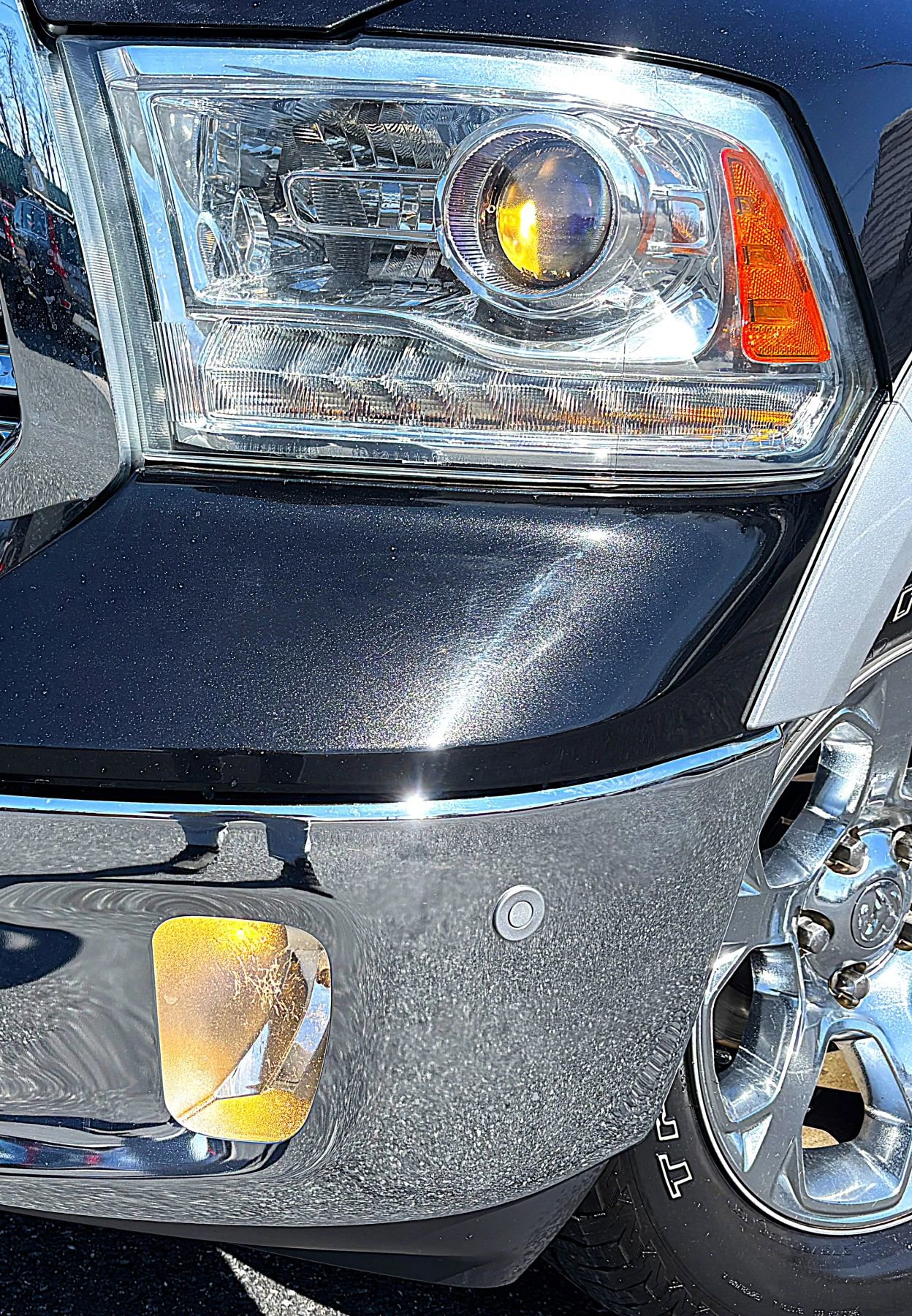 Used 2018 RAM 1500 Laramie w/ Convenience Group image 7