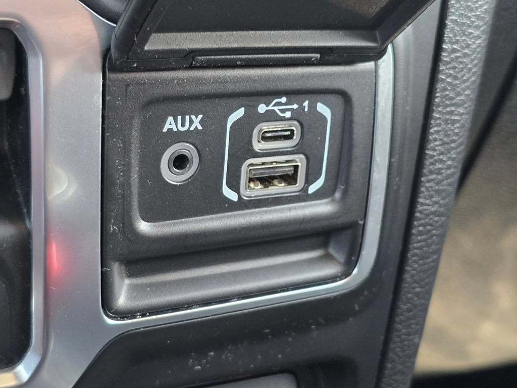 Used 2019 Jeep Wrangler Sport AWD/4WD image 36