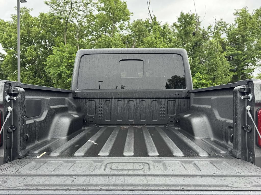 Used 2026 Jeep Gladiator Sport AWD/4WD image 29