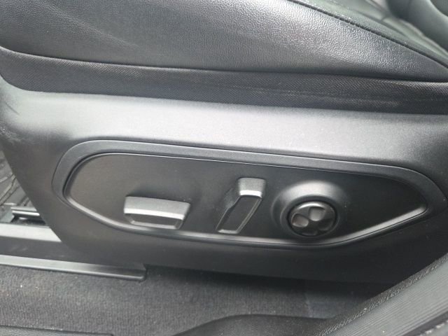 Used 2023 Jeep Grand Cherokee L Limited w/ Luxury Tech Group II image 29